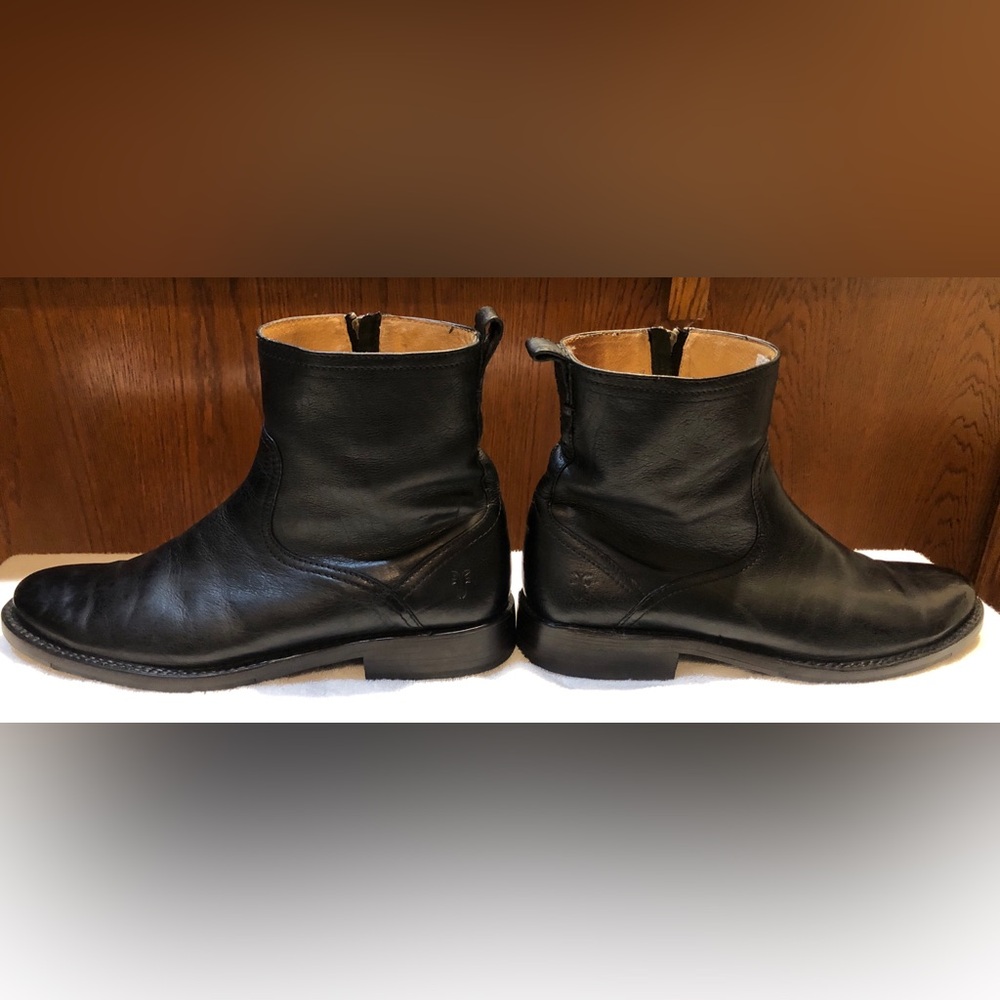 Frye Black Leather Men's Boots (Paul Inside-Zip)